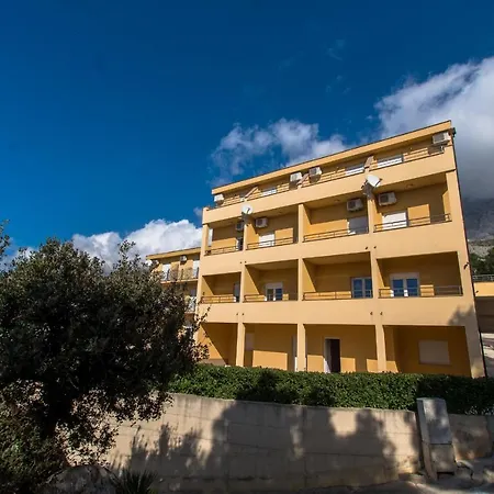 Zloic In Appartement *