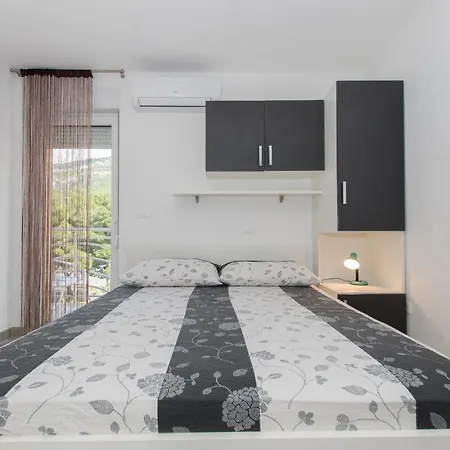 Zloic In Appartement *