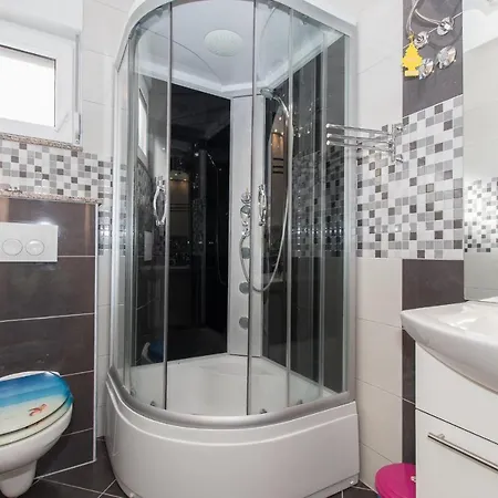 Appartement Zloic In *